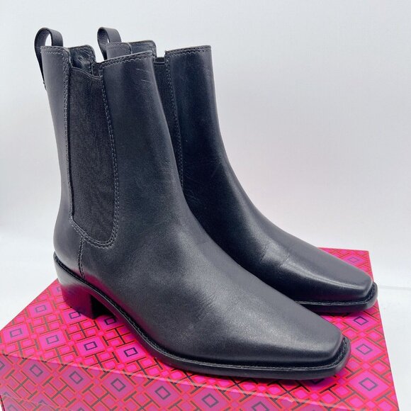 Tory Burch Medallion-Plaque 35mm Chelsea Ankle Boots Black Leather Pull On US 6 - Picture 3 of 13